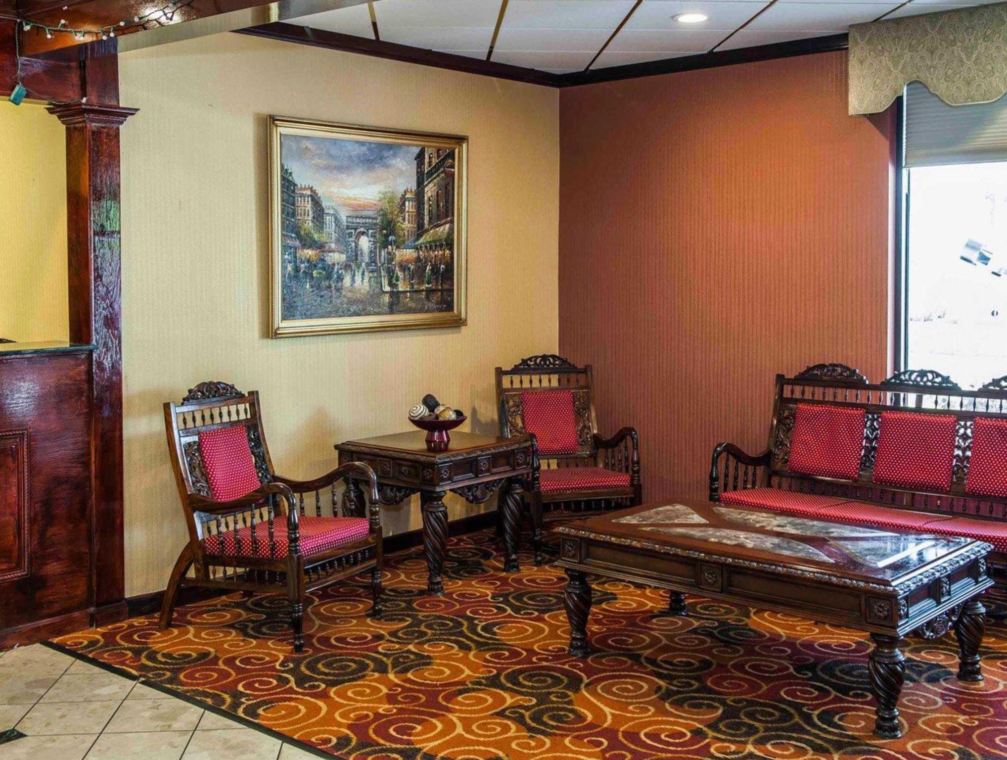 Travelodge By Wyndham Indianapolis Speedway Экстерьер фото