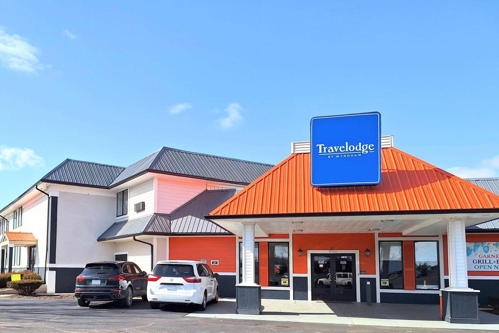 Travelodge By Wyndham Indianapolis Speedway Экстерьер фото